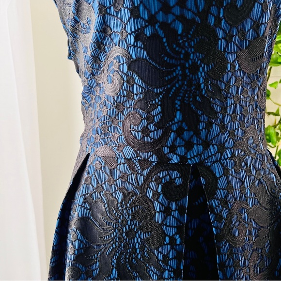 Beautiful Blue & Black Lace Overlay Fit & Flare Dress ~ Plus Size 14 - Picture 3 of 7